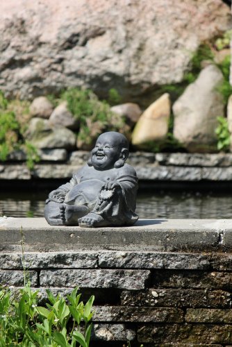 Buddha Figur sitzend lachend Steinguss-Optik 24 cm schwarz - Bild 3