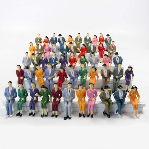 Miniaturfiguren sitzend 1:25 Spur G handkoloriert 48 Stück