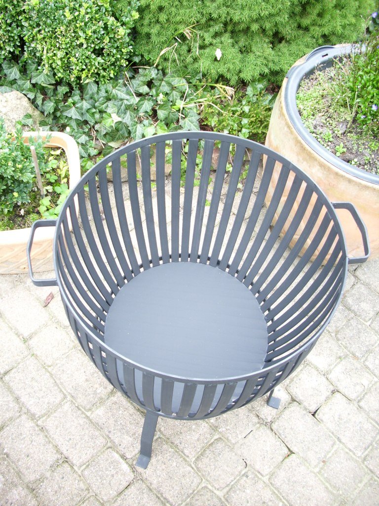 Feuerkorb Globus Gusseisen 67 cm Höhe für Garten und Lagerfeuer - Bild 5