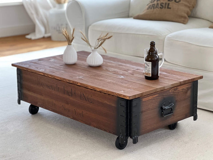 Couchtisch Truhe Massivholz Kiefer mit Rollen Vintage 100x58x31cm - Bild 4