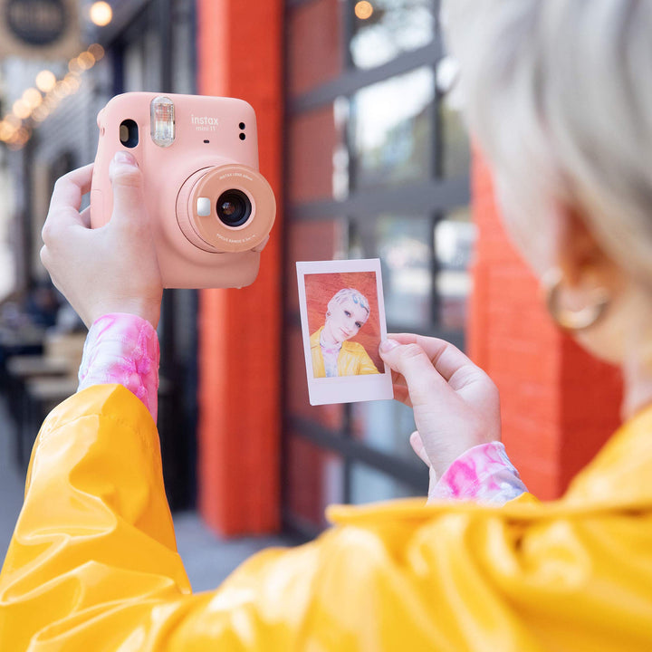 Sofortbildkamera Instax Mini 11 Blush Pink mit Selfie-Linse - Bild 8
