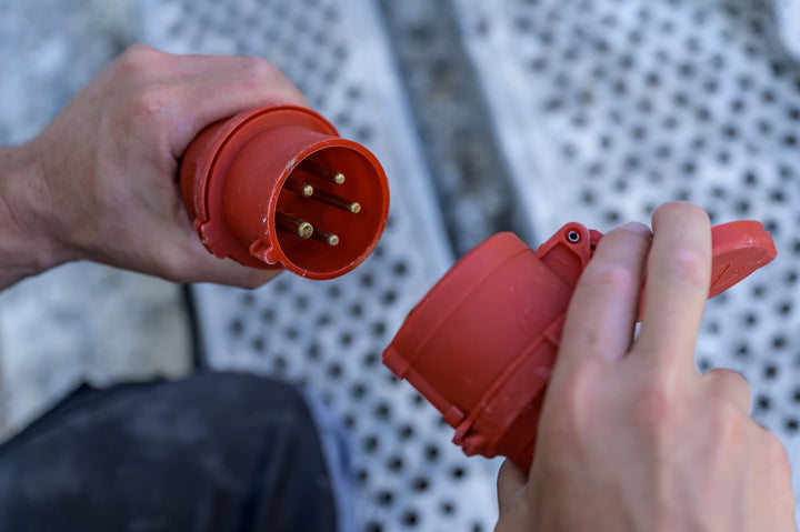 CEE Verlängerungskabel IP44 Gummi-Neopren 5-polig 10m Baustelle - Bild 4