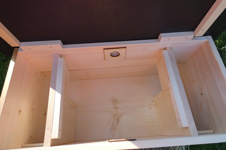 Igelfutterhaus XXL 80x40x32cm Vollholz mit Rattenklappe - Bild 5
