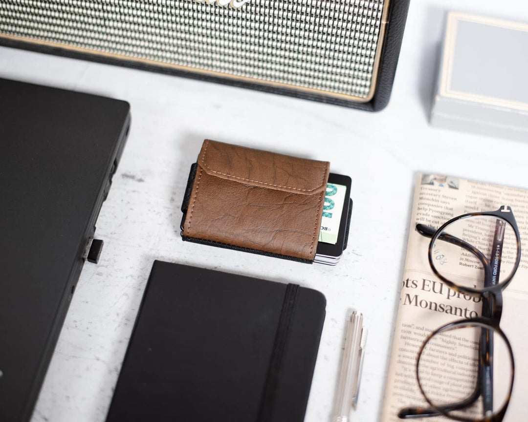 Slim Wallet Vegan mit Münzfach 13 Karten Kreditkartenformat - Bild 5