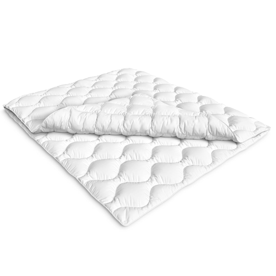 4-Jahreszeiten Bettdecke 200x220 cm zweiteilig waschbar bis 95°C