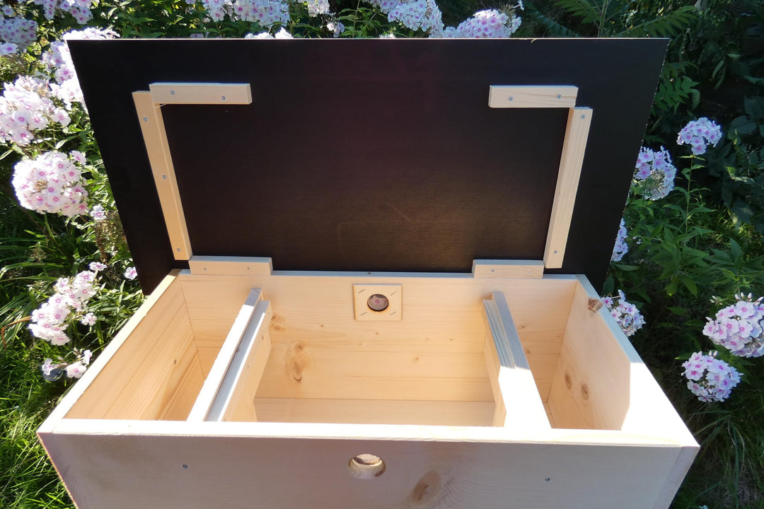 Igelfutterhaus XXL Vollholz 80x40x32cm mit Beobachtungsfenster - Bild 4