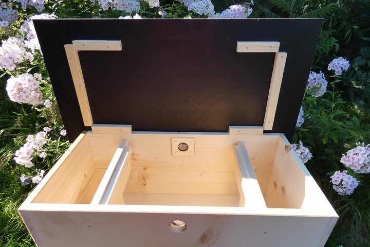 Igelfutterhaus XXL Vollholz 80x40x32cm mit Beobachtungsfenster - Bild 4