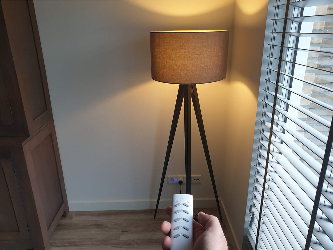 Funksteckdosen-Set 6-fach mit 2 Fernbedienungen 3680W - Bild 2