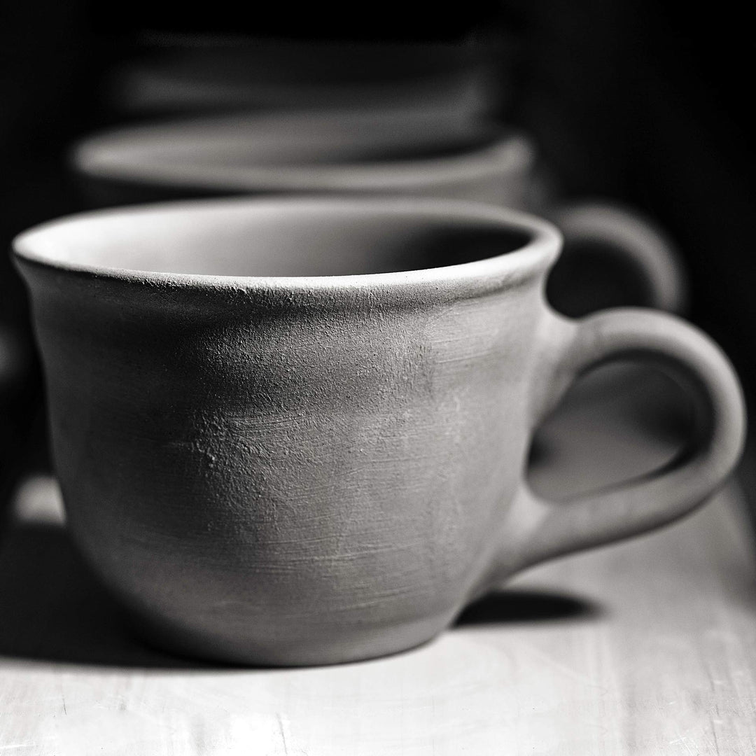 Keramik Kaffeetasse mit Untertasse 350ml Handgemacht Grün Weiß Dots - Bild 7