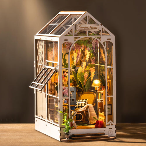 Book Nook Bausatz Gartenhaus mit LED, Möbeln & 14 Blumen