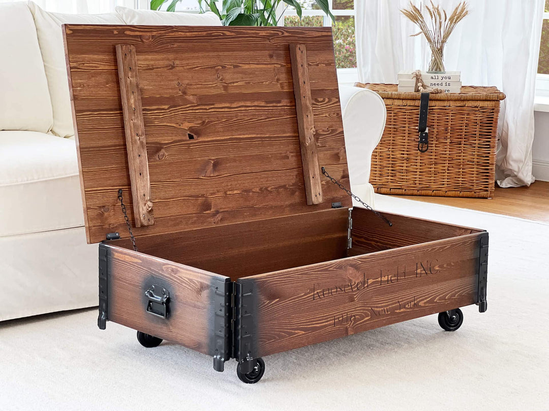 Couchtisch Truhe Massivholz Kiefer mit Rollen Vintage 100x58x31cm - Bild 8