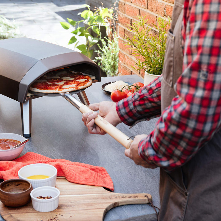 Pizzaschieber Aluminium perforiert mit Buchenholzgriff 120 cm - Bild 8