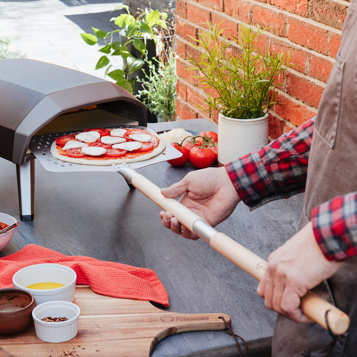 Pizzaschieber perforiert Aluminium mit Buchenholzgriff 124 cm - Bild 6