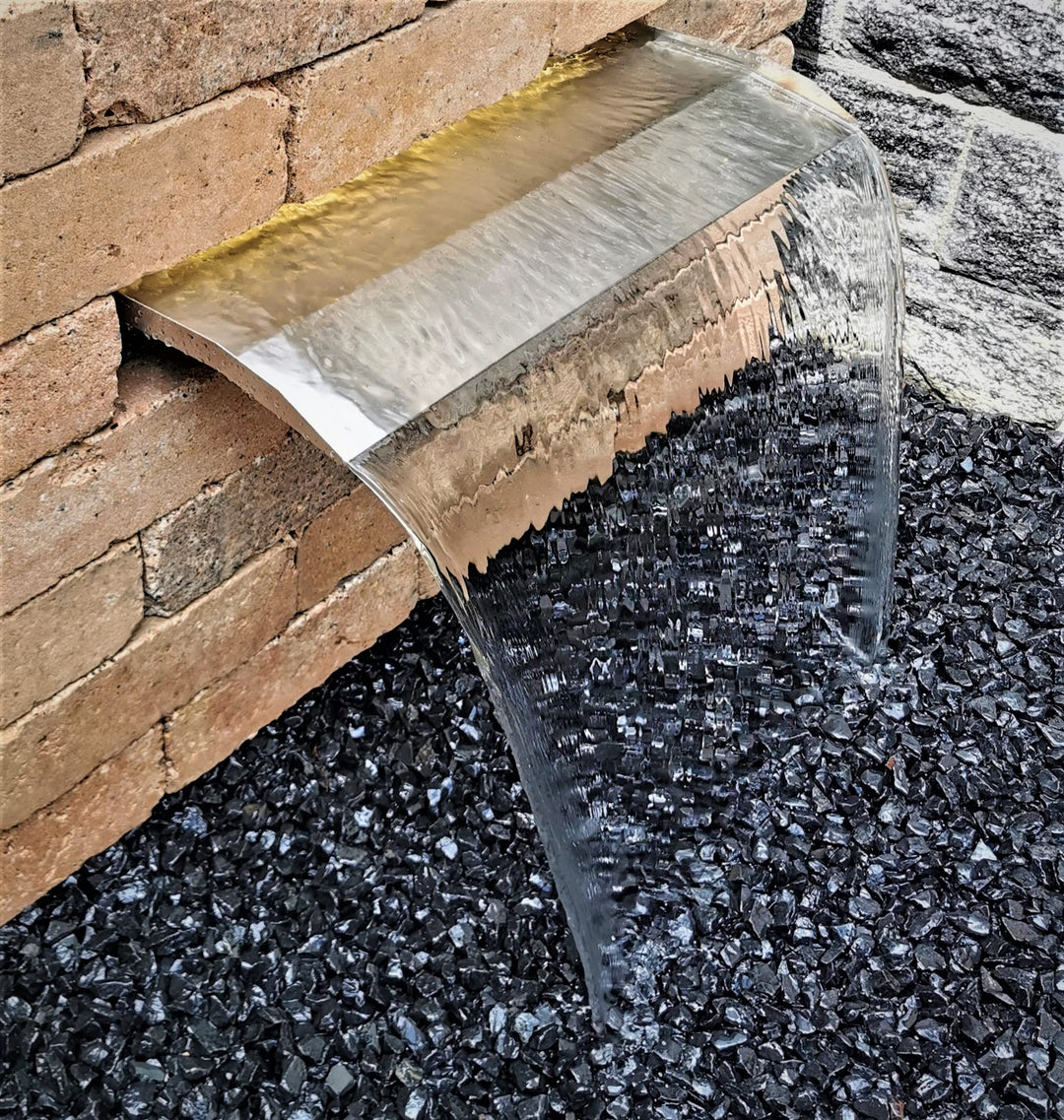Edelstahl Wasserfall 60 cm Breite mit LED warmweiss für Pool und Teich - Bild 2