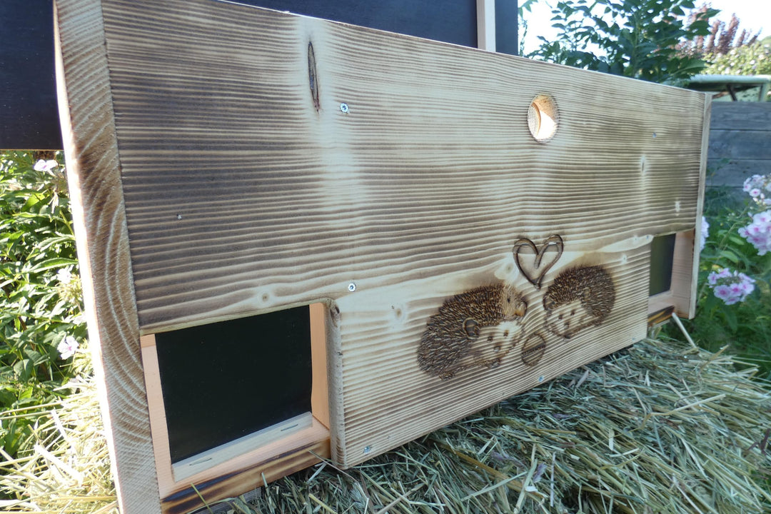 Igelfutterhaus XXL 80x40x32cm Vollholz mit Rattenklappe - Bild 8