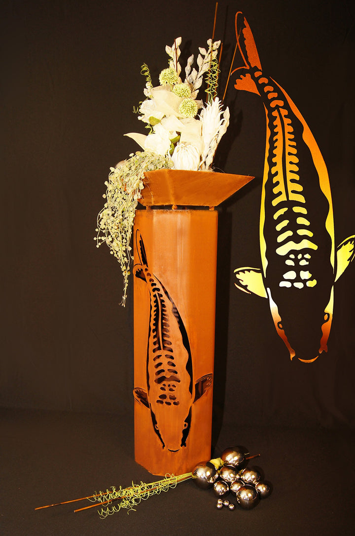 Garten-Stele Edelrost 8-Eckig Koi-Motiv mit Schale 116 cm