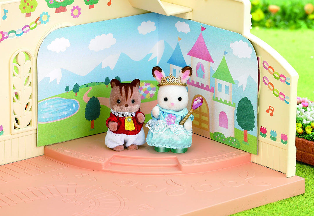 Rollenspiel-Theaterset Kindergarten mit 2 Figuren und Bühnenszenerien - Bild 2