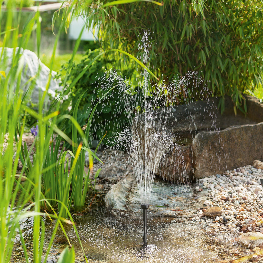 Solar Teichpumpe Set 10W mit 2 Fontänenaufsätzen für Gartenteich - Bild 7